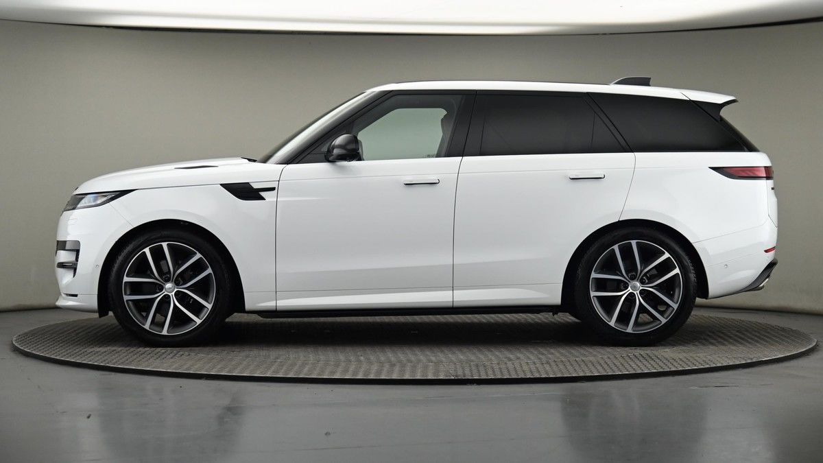 Land Rover Range Rover Sport Image 23