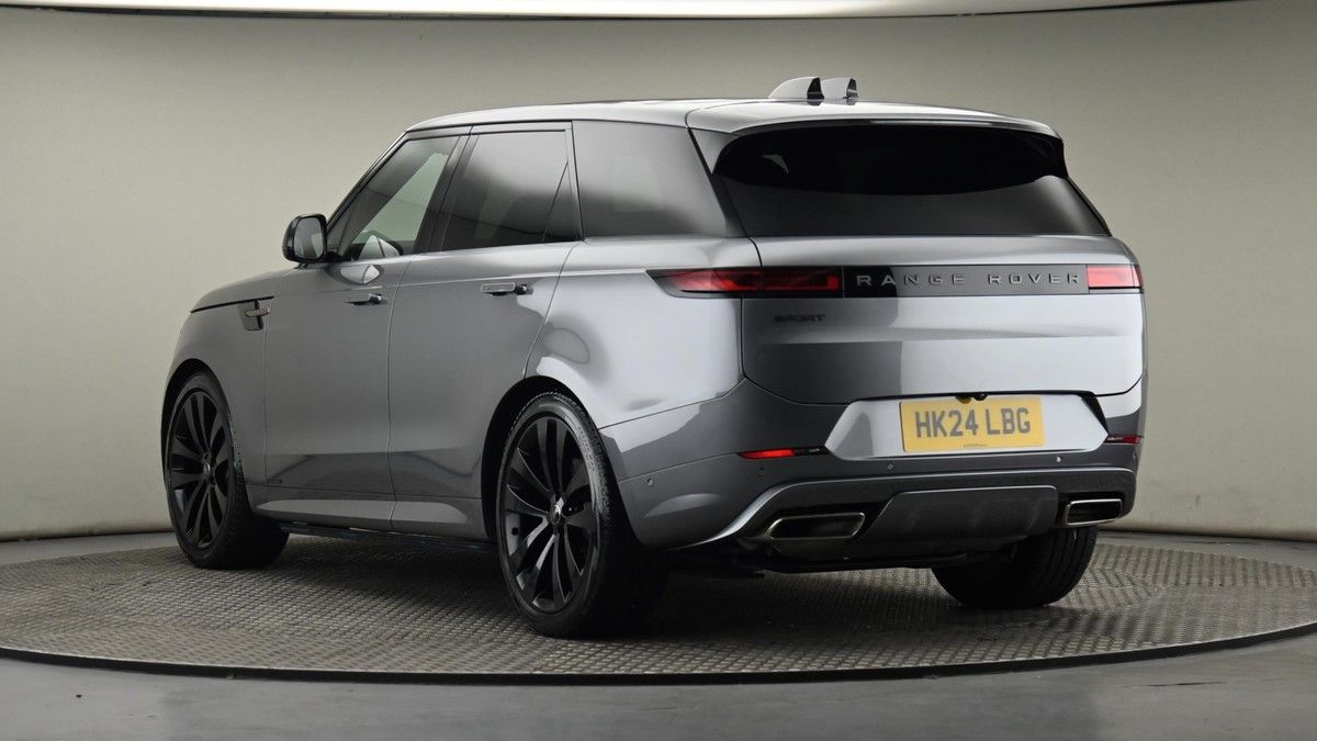Land Rover Range Rover Sport Image 24