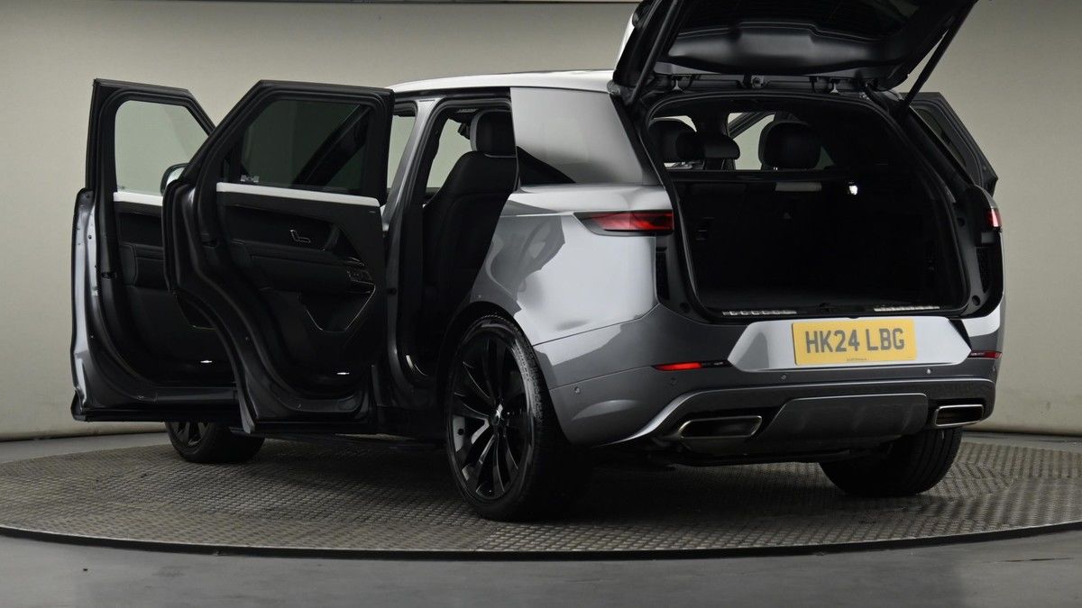 Land Rover Range Rover Sport Image 29