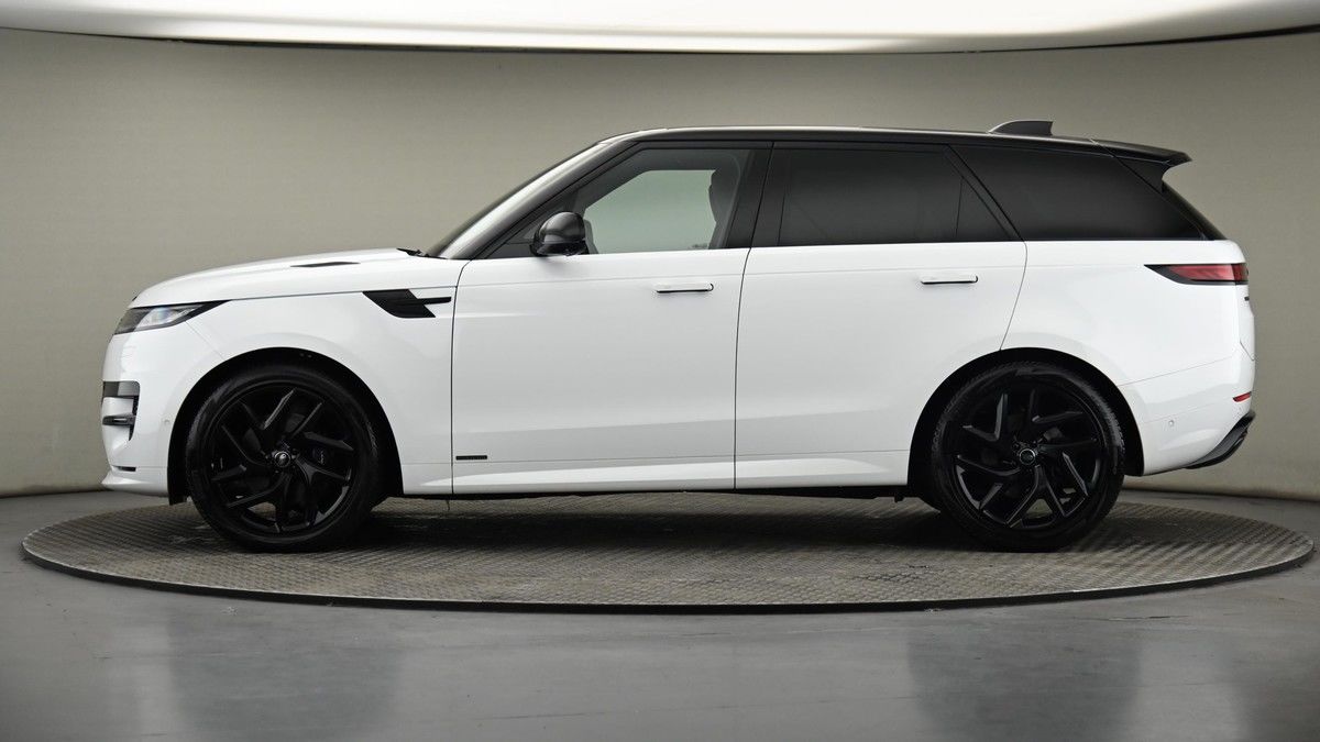 Land Rover Range Rover Sport Image 23