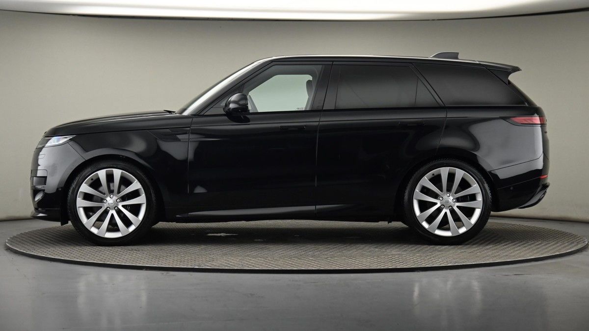 Land Rover Range Rover Sport Image 23