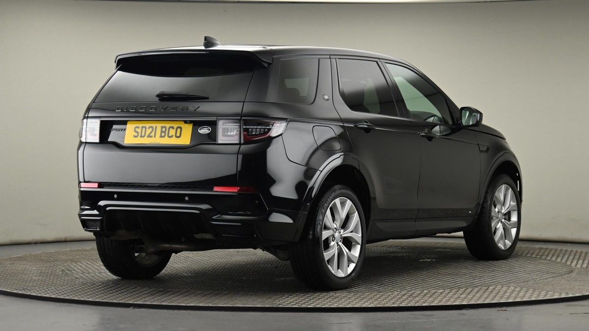 Land Rover Discovery Sport Image 26