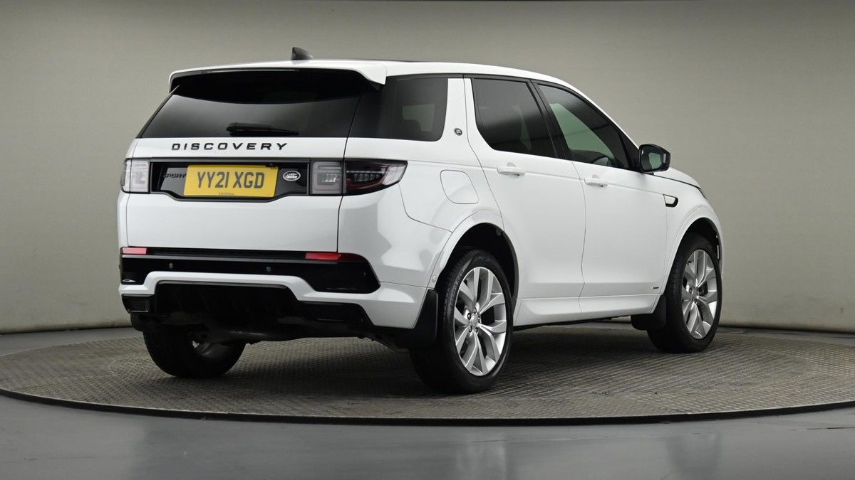 Land Rover Discovery Sport Image 26