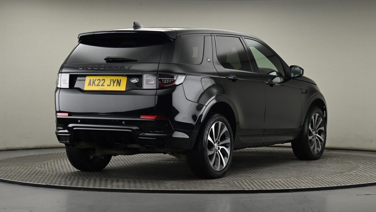 Land Rover Discovery Sport Image 26