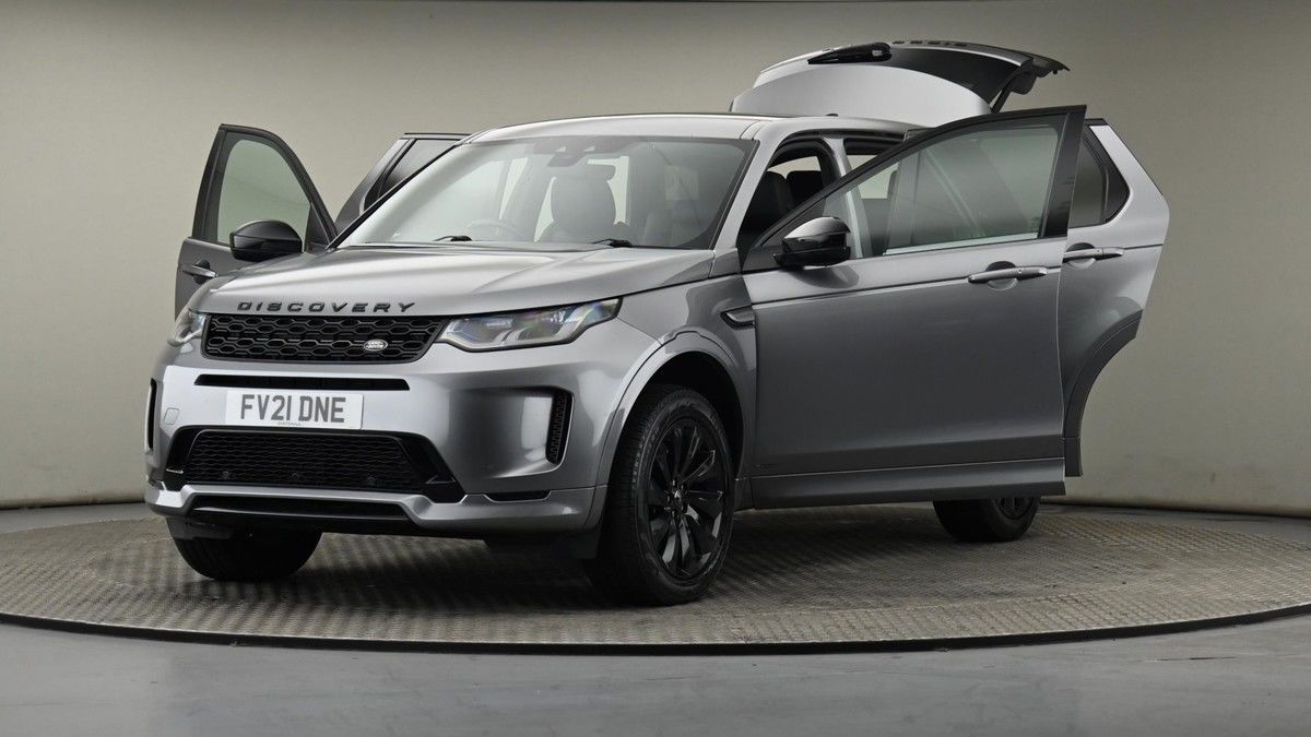 Land Rover Discovery Sport Image 28