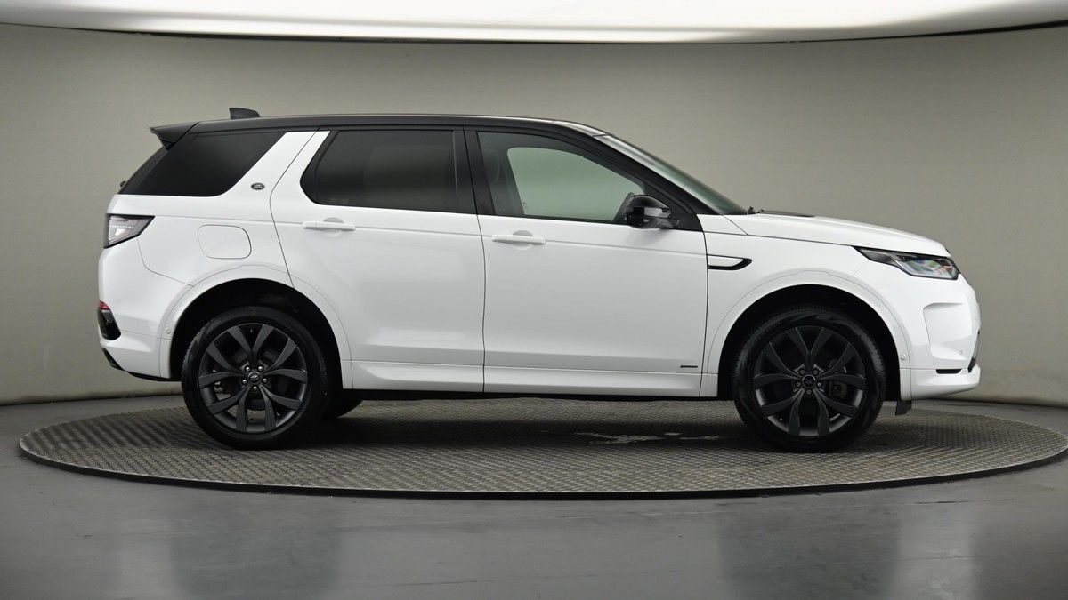 Land Rover Discovery Sport Image 27