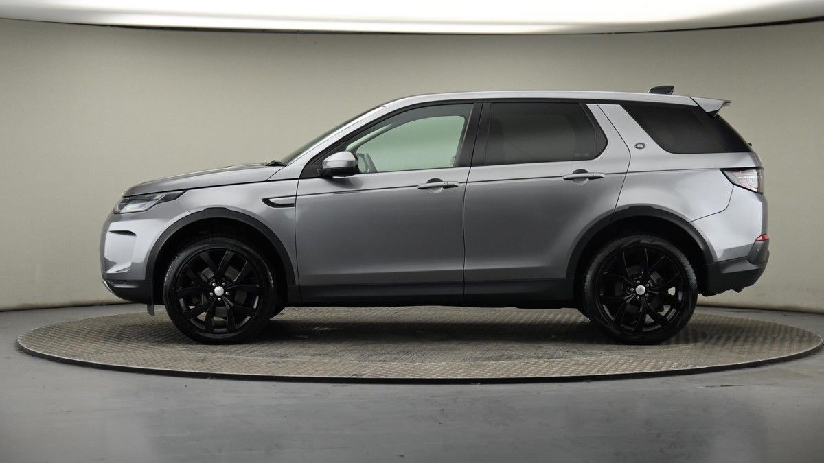 Land Rover Discovery Sport Image 46