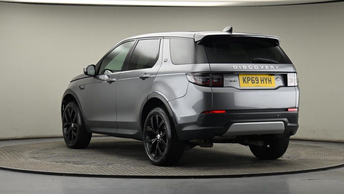 Land Rover Discovery Sport Image 48