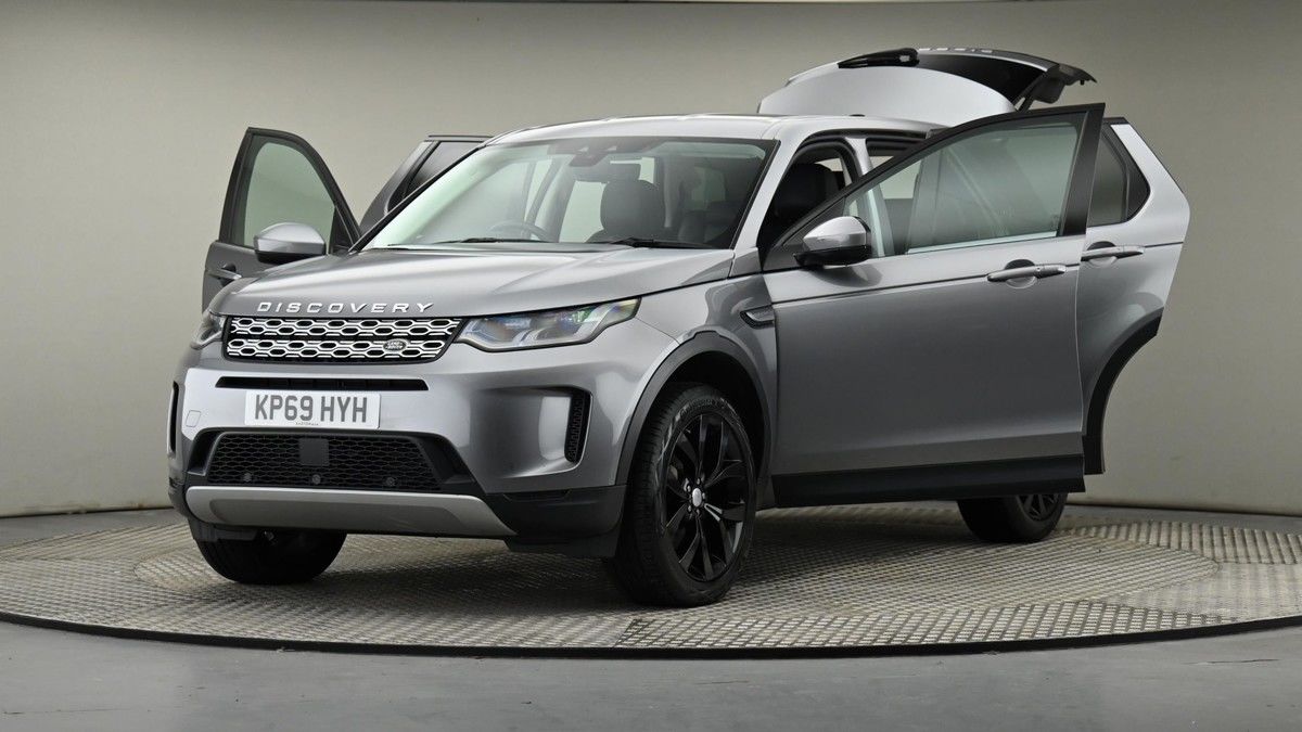 Land Rover Discovery Sport Image 56