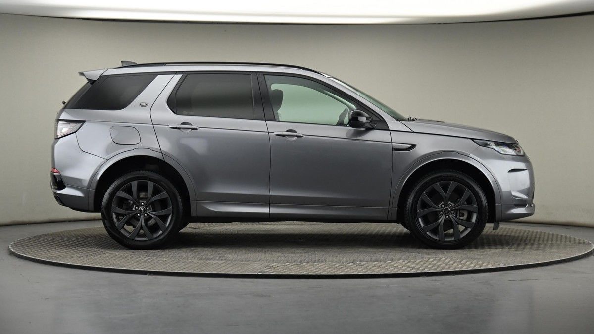Land Rover Discovery Sport Image 27
