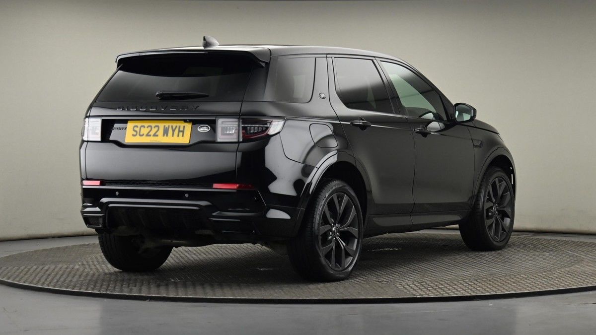 Land Rover Discovery Sport Image 26