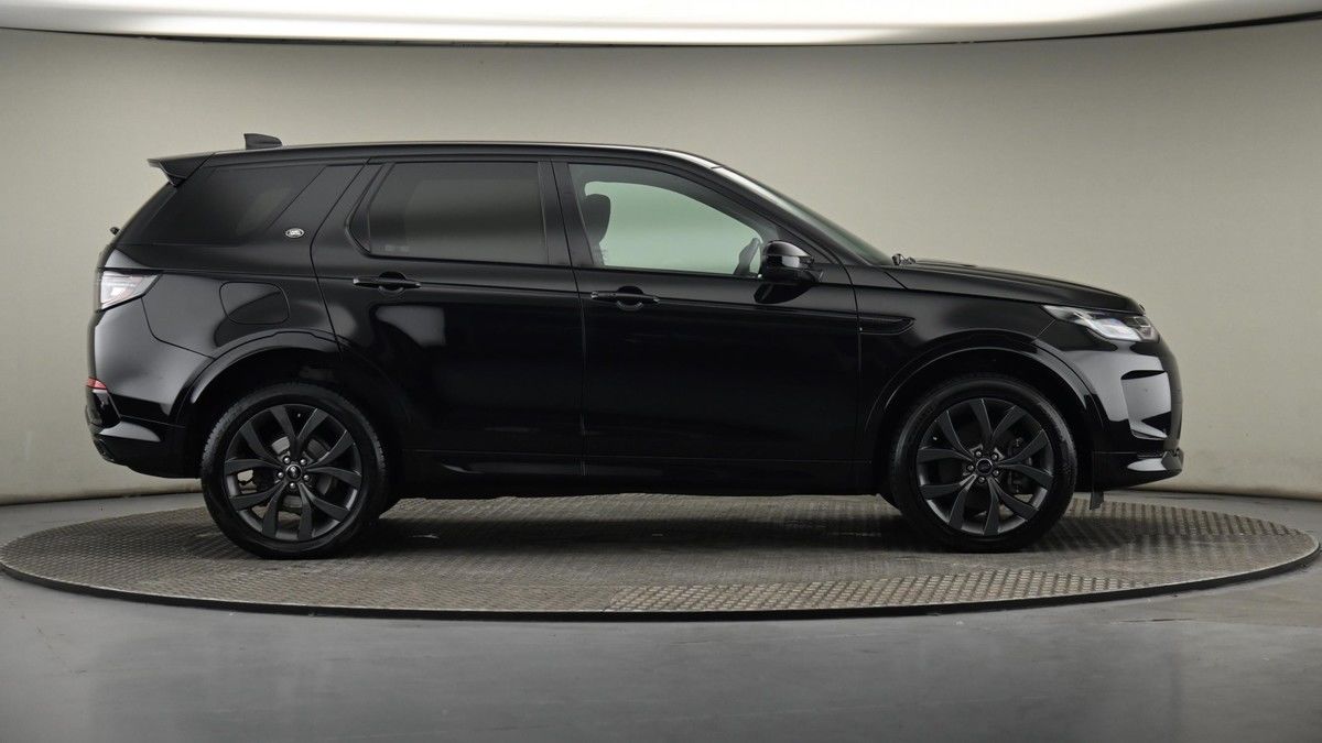 Land Rover Discovery Sport Image 27