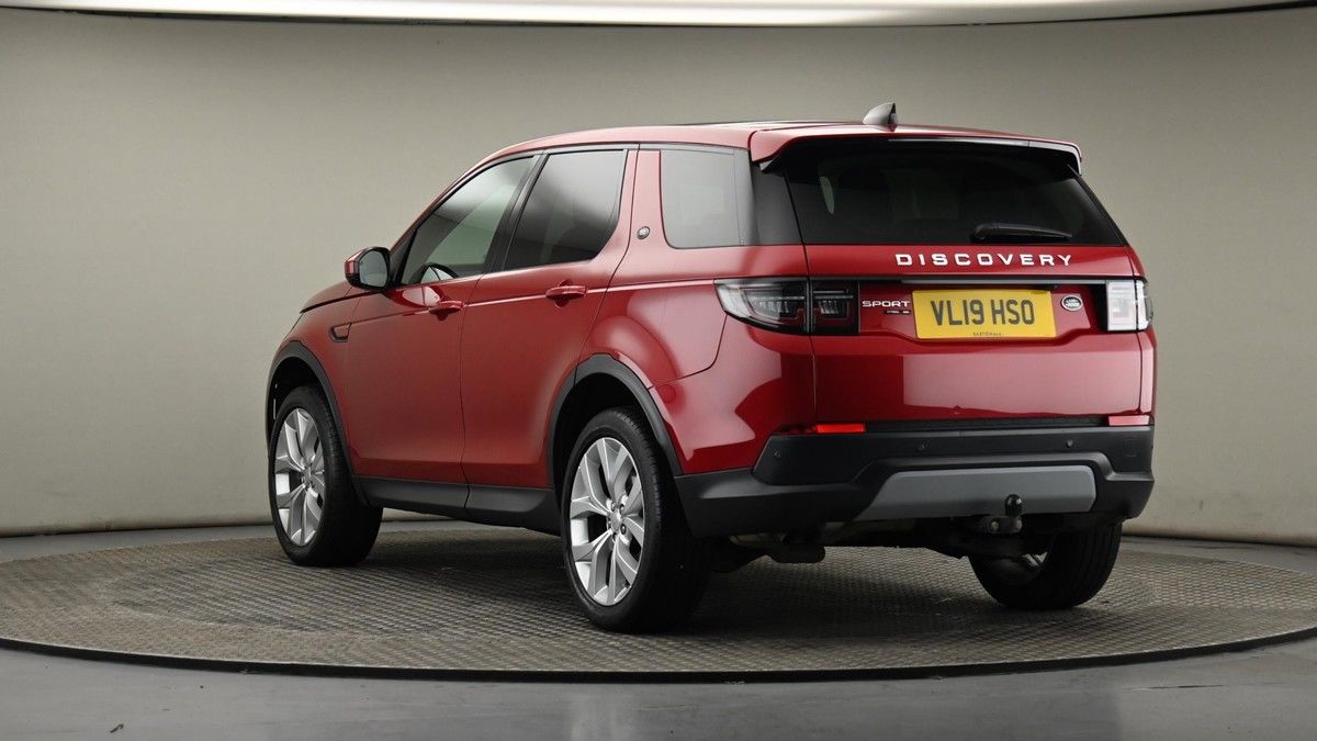 Land Rover Discovery Sport Image 24