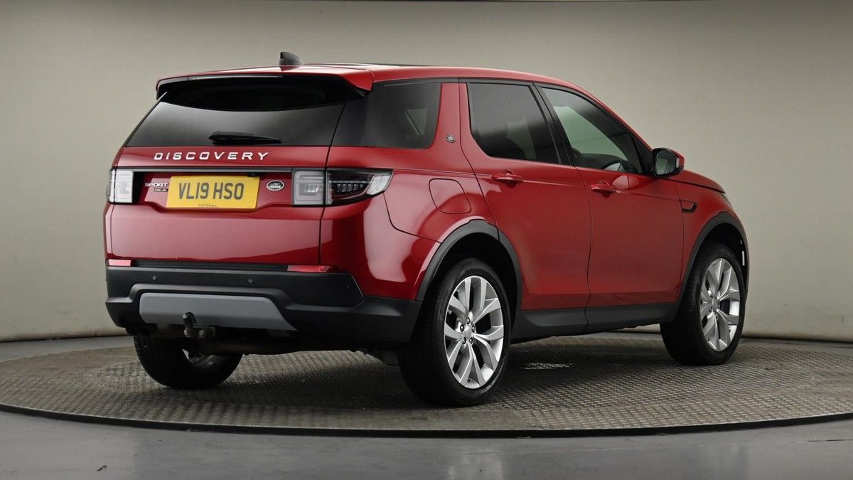 Land Rover Discovery Sport Image 26