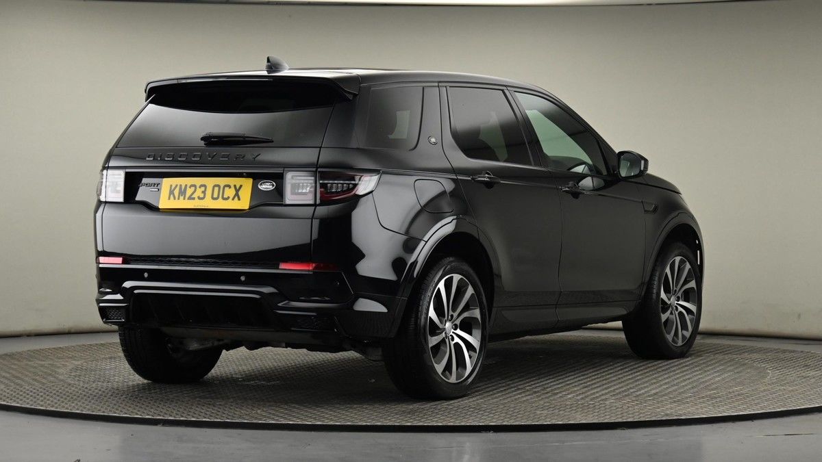 Land Rover Discovery Sport Image 26
