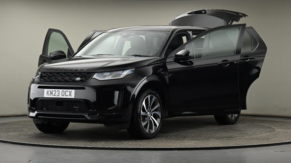Land Rover Discovery Sport Image 28