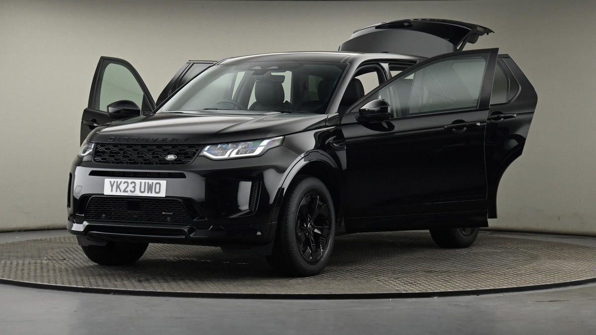 Land Rover Discovery Sport Image 28