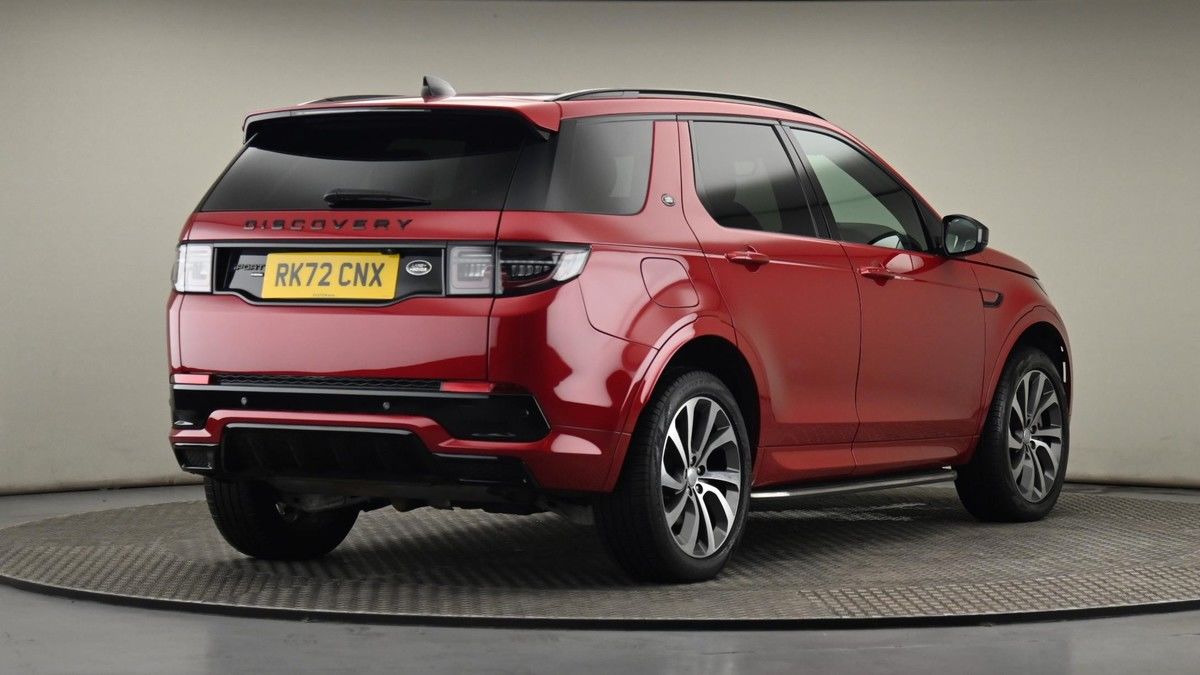 Land Rover Discovery Sport Image 26