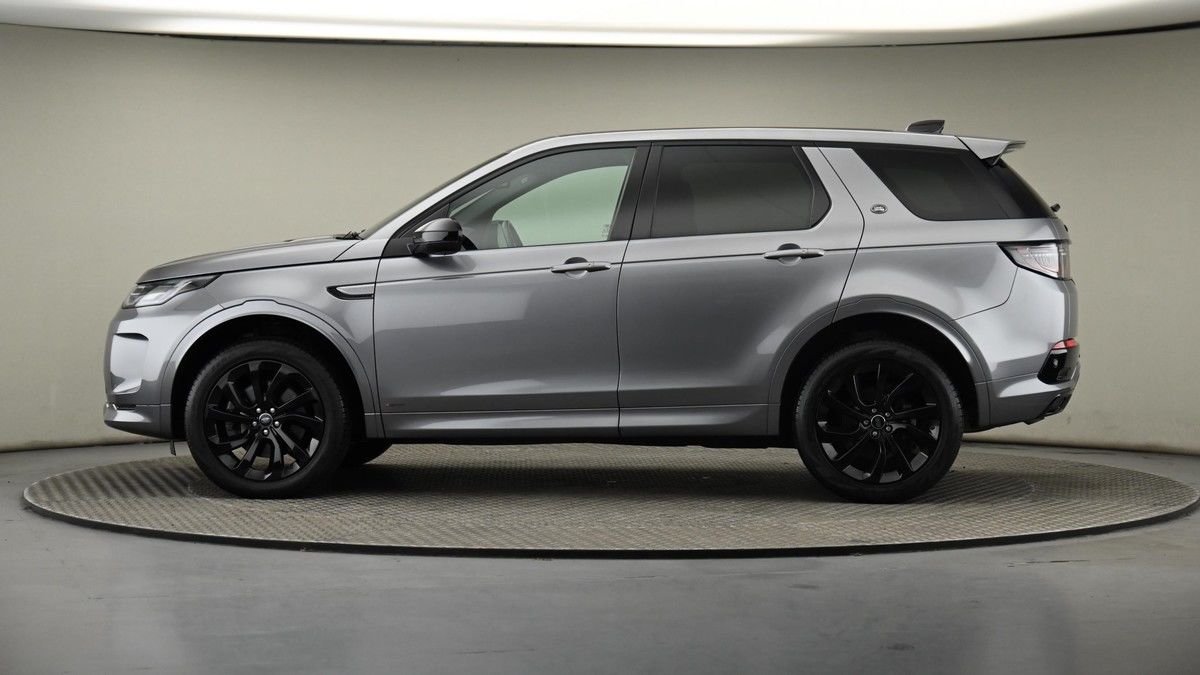 Land Rover Discovery Sport Image 23