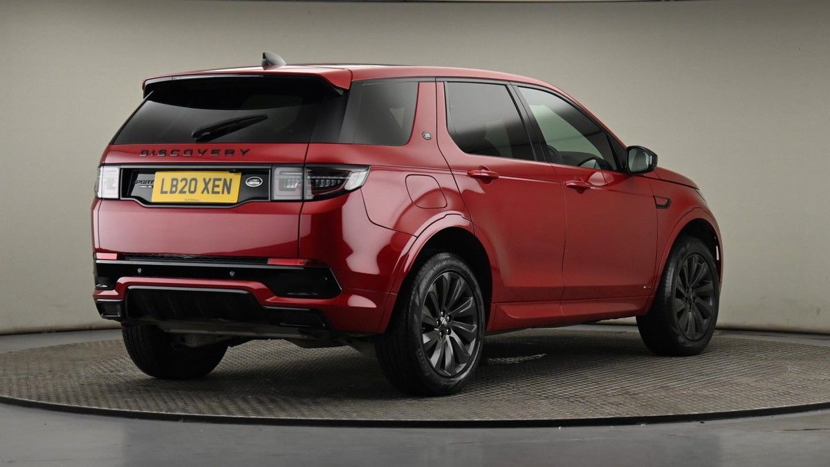 Land Rover Discovery Sport Image 26