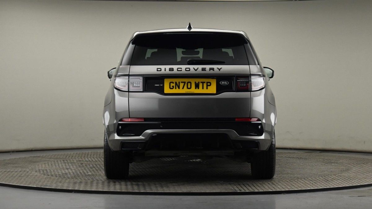 Land Rover Discovery Sport Image 25