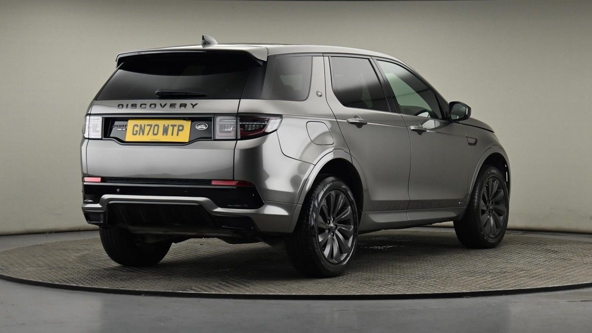 Land Rover Discovery Sport Image 26