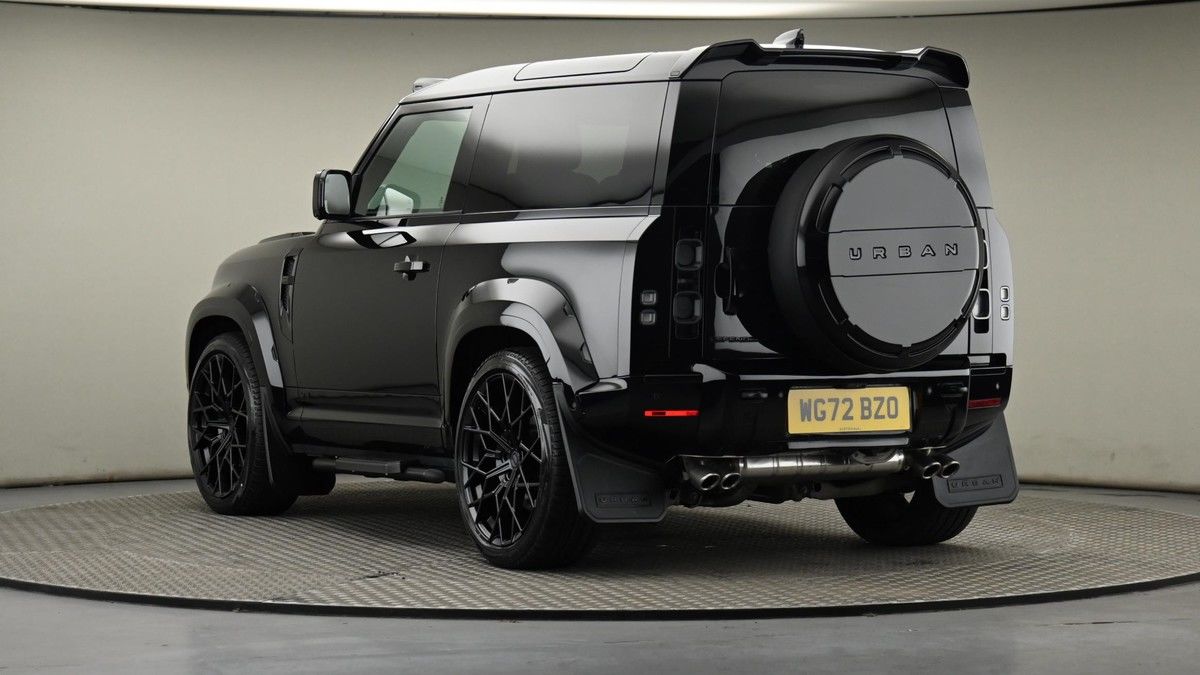 Land Rover Defender 90 Image 24