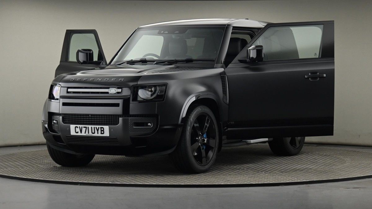 Land Rover Defender 90 Image 28