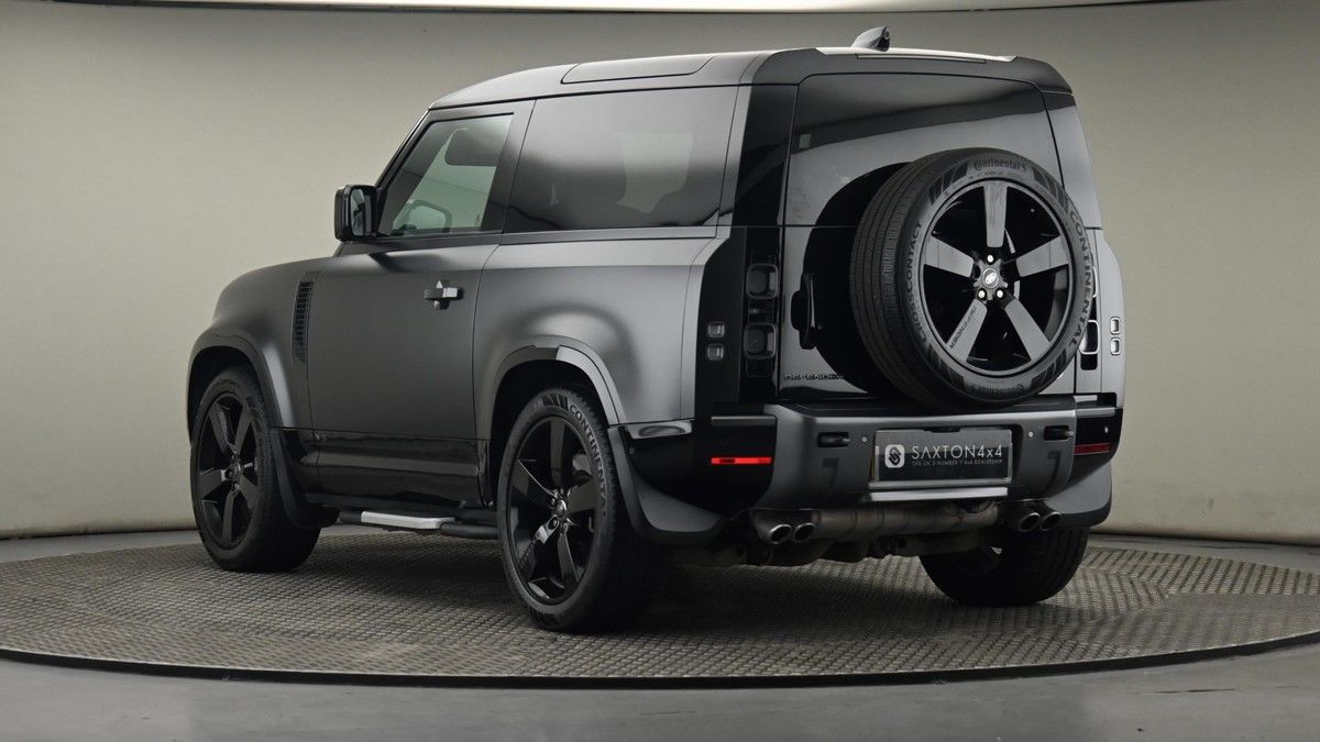 Land Rover Defender 90 Image 24