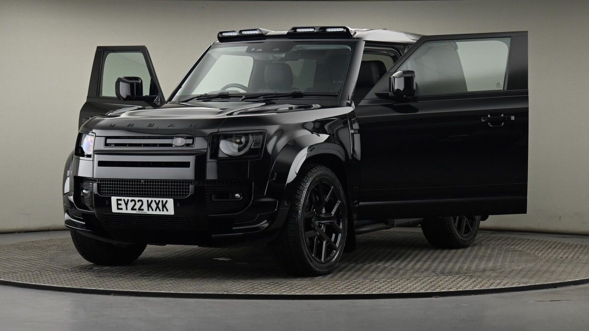 Land Rover Defender 90 Image 28