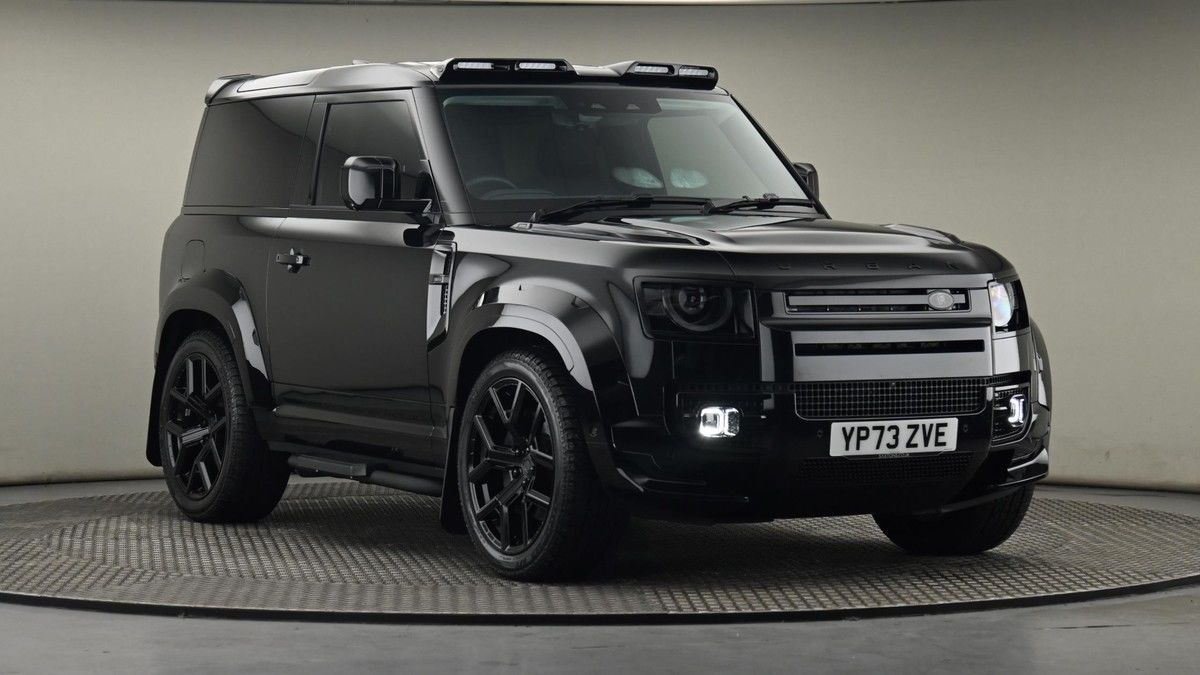 Land Rover Defender 90 Urban Sticky Header Image