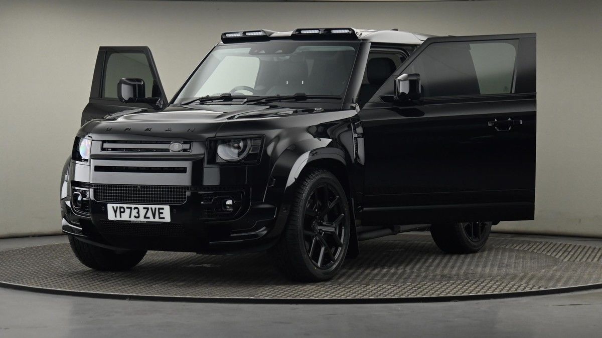 Land Rover Defender 90 Urban Image 28