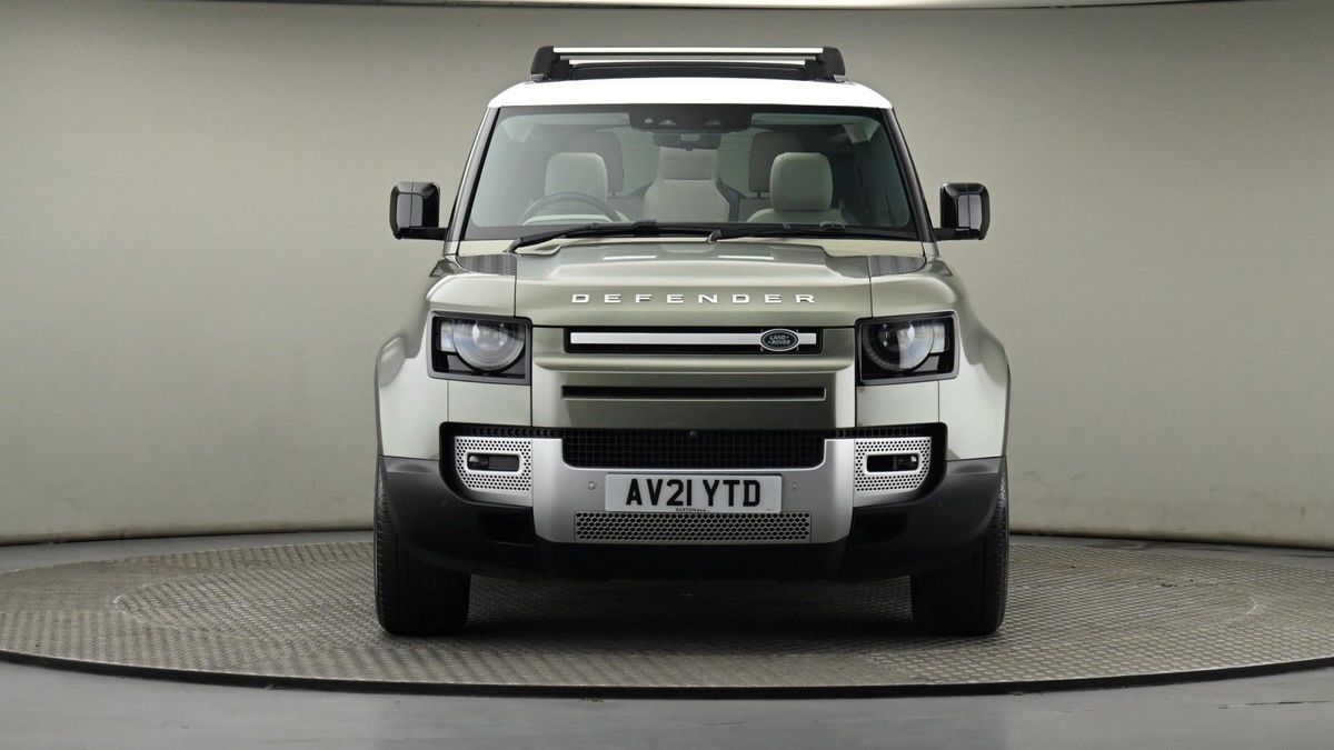 Land Rover Defender 90 Image 21