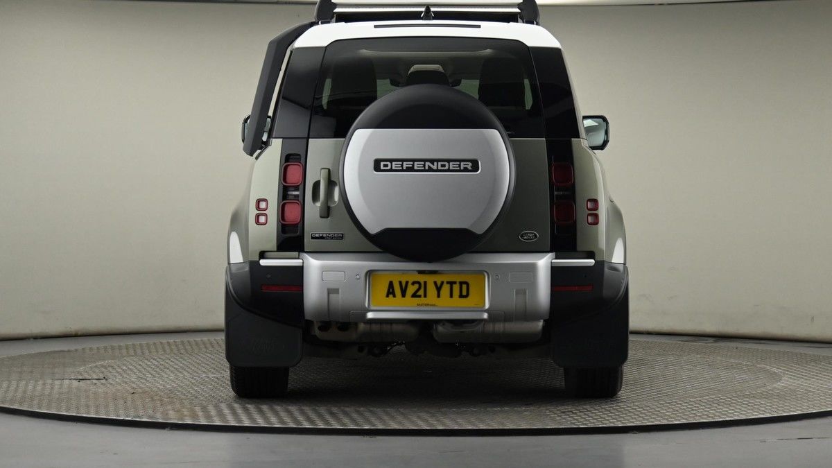 Land Rover Defender 90 Image 25