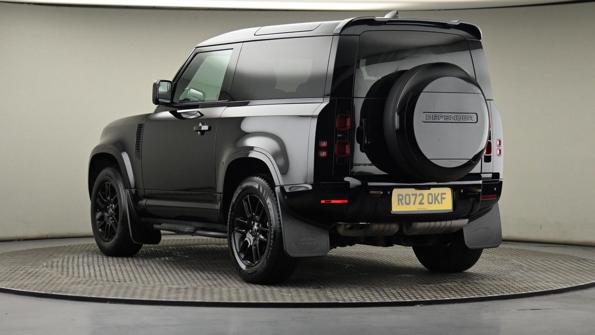 Land Rover Defender 90 Image 24