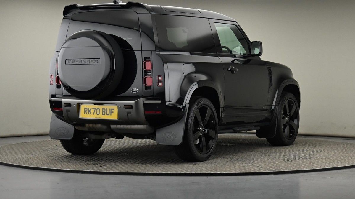 Land Rover Defender 90 Image 26