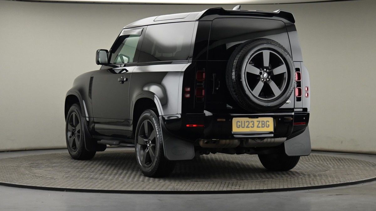 Land Rover Defender 90 Image 24