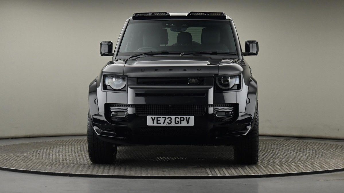 Land Rover Defender 90 Image 21