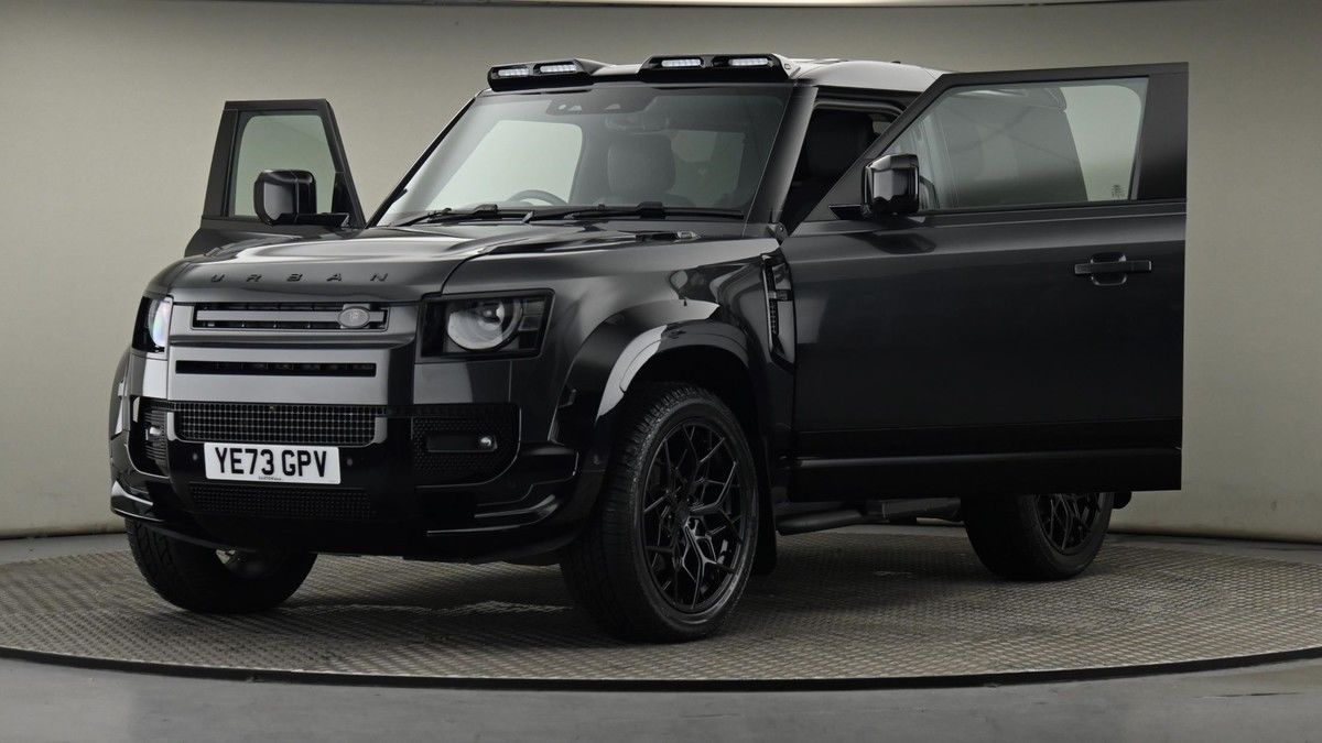 Land Rover Defender 90 Image 28