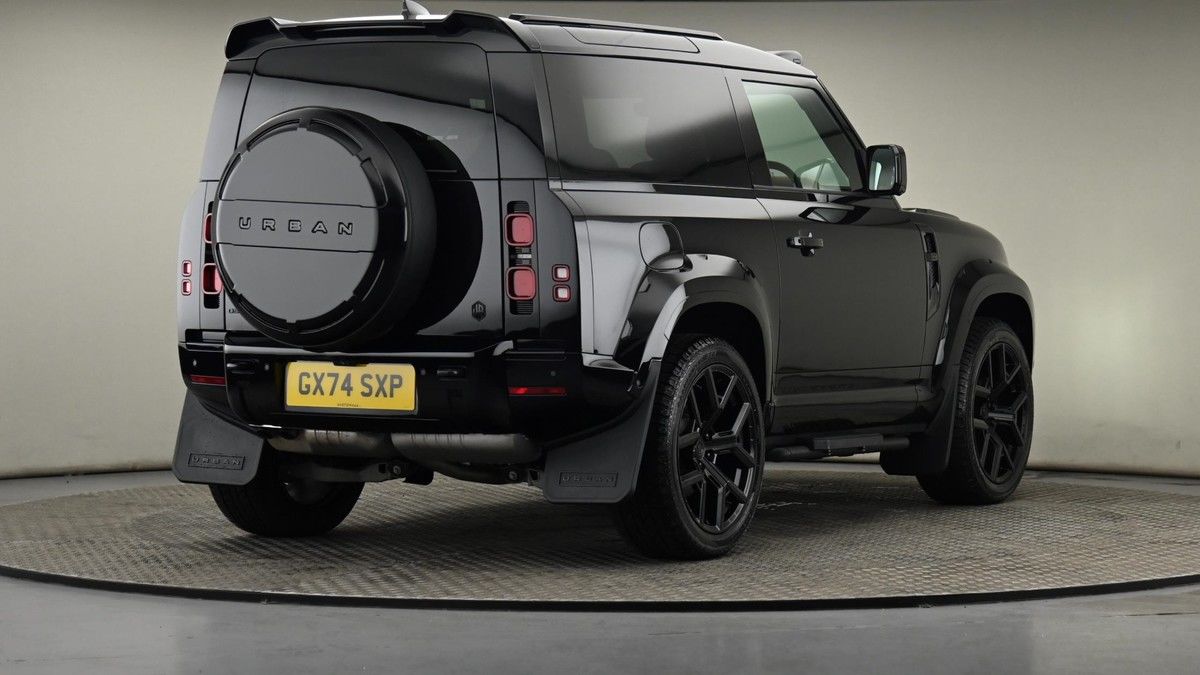 Land Rover Defender 90 Image 26