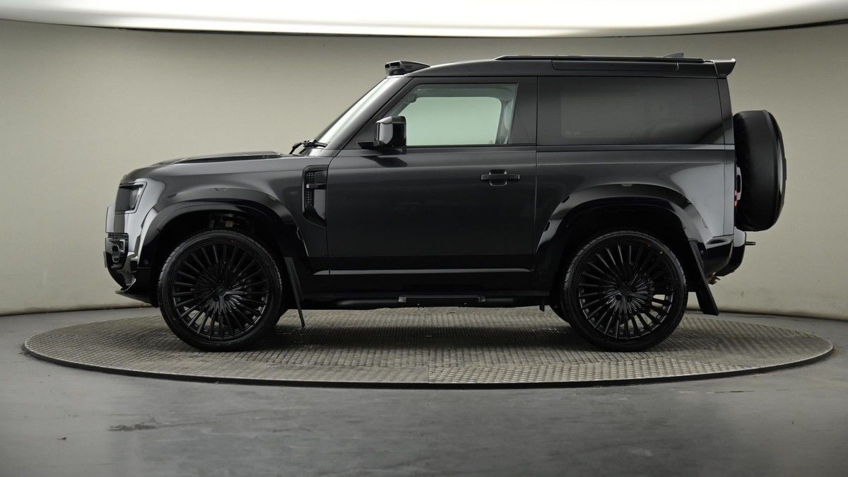 Land Rover Defender 90 Image 46