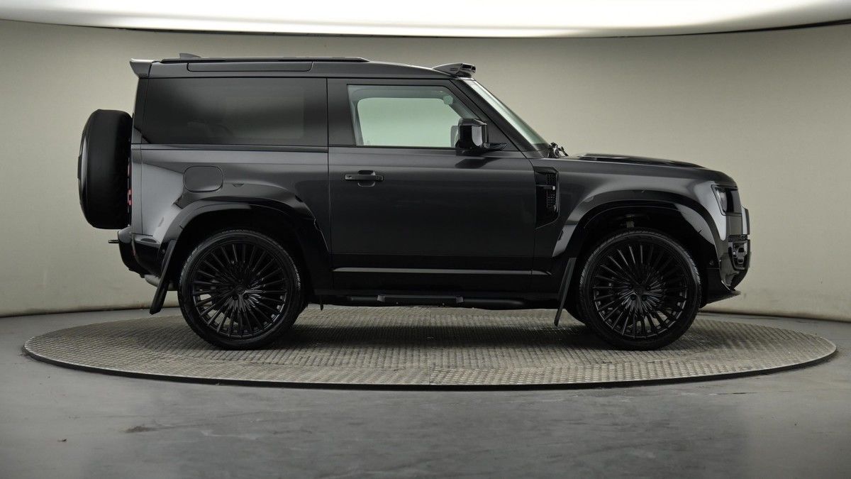 Land Rover Defender 90 Image 54