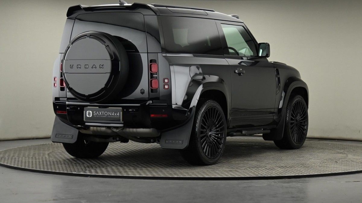 Land Rover Defender 90 Image 51