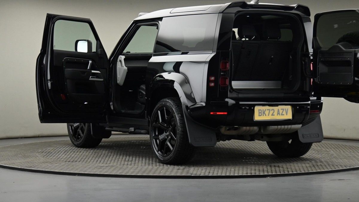 Land Rover Defender 90 Image 29