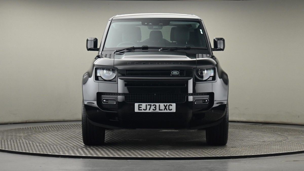Land Rover Defender 90 Image 21