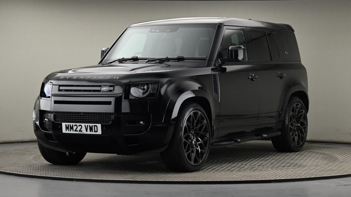 Land Rover Defender 110 Image 22