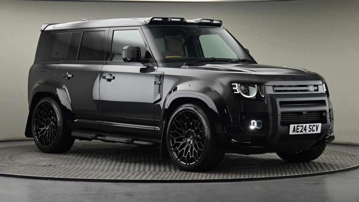Land Rover Defender 110 Image 20