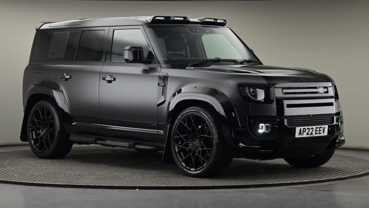 Land Rover Defender 110 Urban Image 20