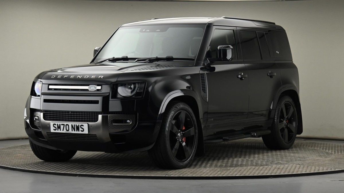 Land Rover Defender 110 Image 22