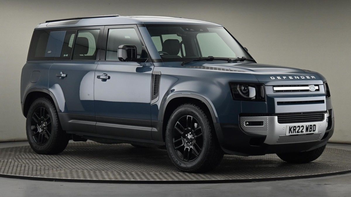 Land Rover Defender 110 Image 20